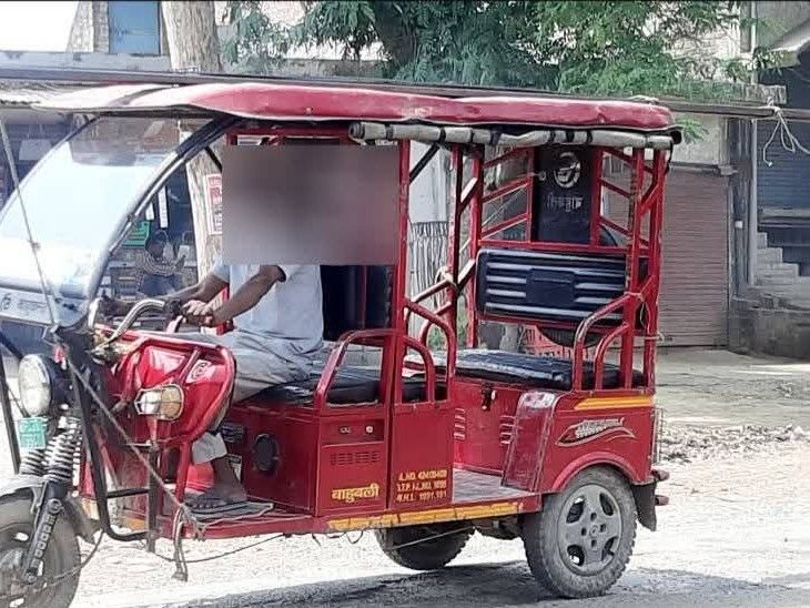 The danger increased due to the arbitrariness of e-rickshaw drivers | ई ...