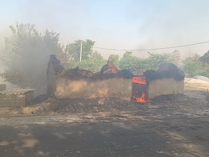 Fire broke out in a shop in Ranipur