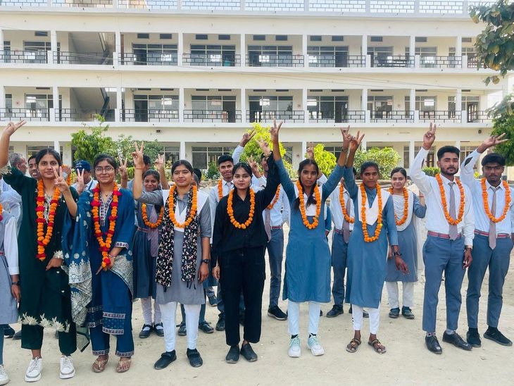 Rudauli students dominate the top 10 in the district | जनपद के टॉप 10 ...