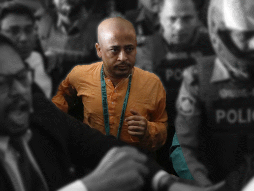 Bangladesh Chinmoy Krishna Das arrested murder of Chittagong court lawyer | बांग्लादेश के हिंदू संत चिन्मय दास फिर गिरफ्तार: वकील सैफुल इस्लाम की हत्या के आरोप में चटगांव कोर्ट का आदेश