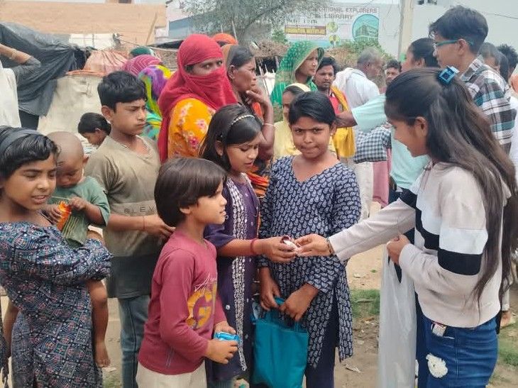 Rohtak-Sampla-students-organize-special-camp-slum-area-chhotu-ram ...