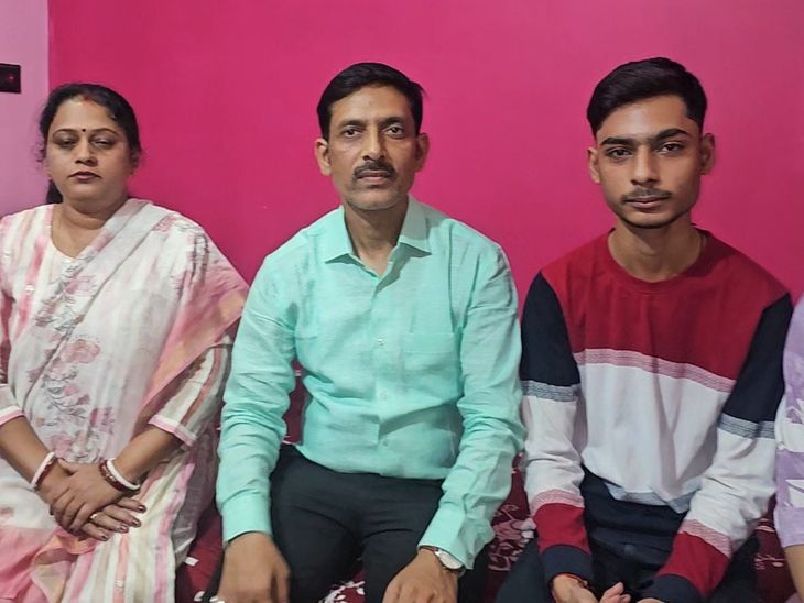 CBSE 12th result declared: Ayush Raj of Koderma got 97.2% in science