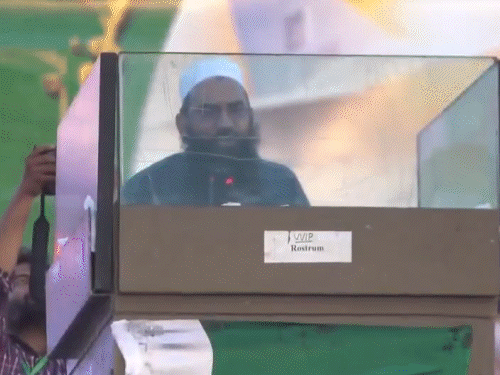 Lashkar terrorists rally in support of PAK army | लश्कर के आतंकियों की PAK सेना के समर्थन में रैली: कराची में जमा हुए दिफा-ए-वतन काउंसिल के कट्टरपंथी; भारत को धमकी दी