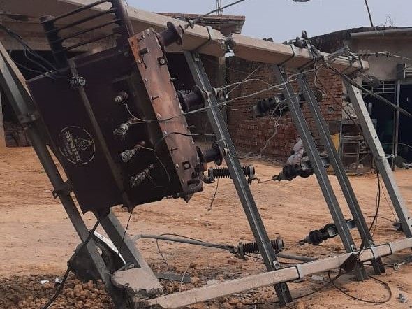 An unknown vehicle broke an electric pole in Tribhuvan Nagar