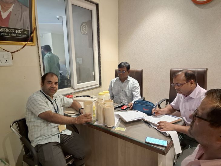 MP Food Safety Raid! Shocking Satna Paneer Seizure news image