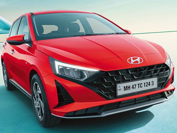 हुंडई i20 का सनरूफ वाला सस्ता वैरिएंट लॉन्च:  CVT ऑटोमैटिक गियरबॉक्स मिलेगा, 6 एयरबैग स्टैंडर्ड और TPMS जैसे सेफ्टी फीचर्स