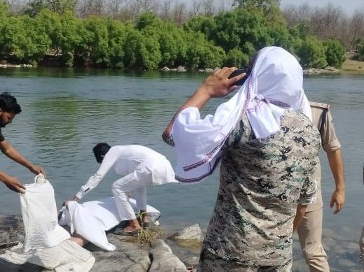 MP Tragedy: Rajasthan Youth Drowns in Niwari's Jamni River news image