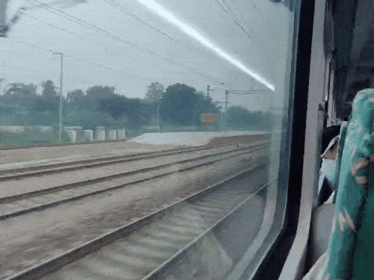 MP Devotees Rejoice! Confirmed Kedarnath Helicopter Bookings! news image