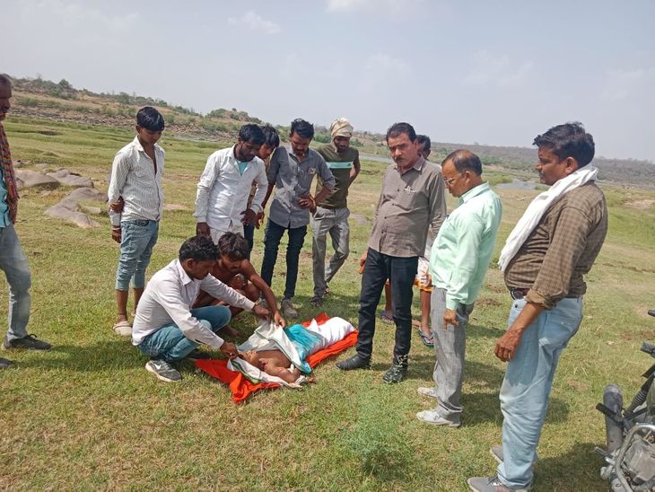 A crocodile attack reported in Sheopur, Madhya Pradesh's Chambal River.  Local news, wildlife incident.