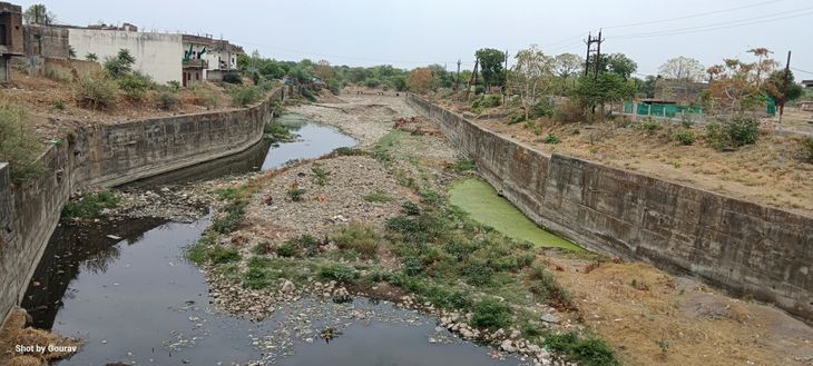 The life-giving Chhapi river is getting polluted due to pollution ...