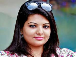 A Malayalam film actress speaks out about a drug scandal in the Bollywood and Malayalam film industry.  Serious allegations revealed.
