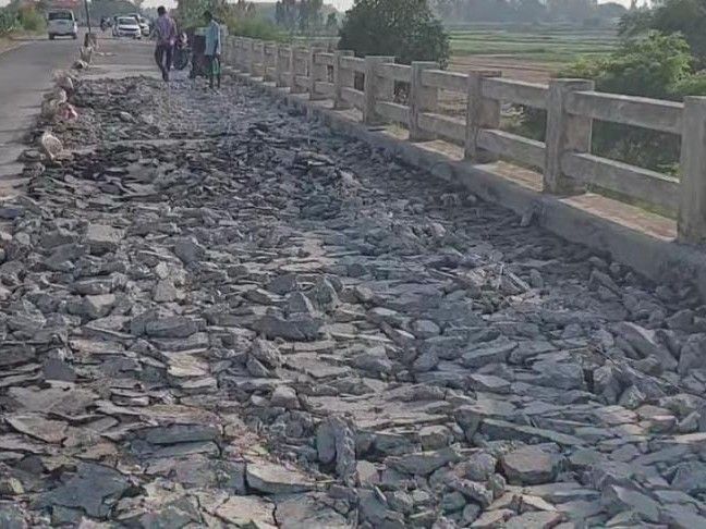 Repair of Purvanchal's biggest Kalwari Tanda bridge started