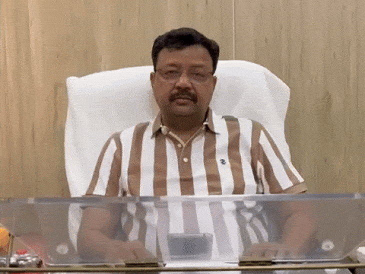 Image related to important announcement for Hajj 2024 inspectors in Madhya Pradesh.  Ensuring smooth pilgrimage.