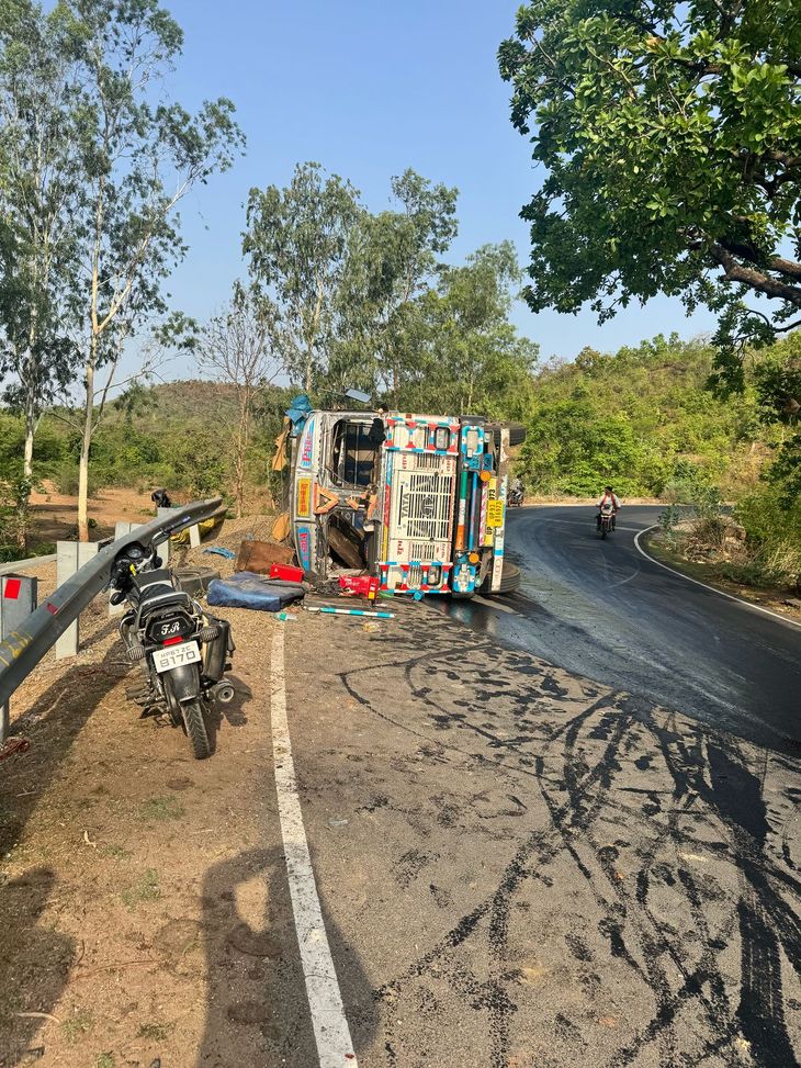 The truck overturned after losing control on a blind turn, accidents ...
