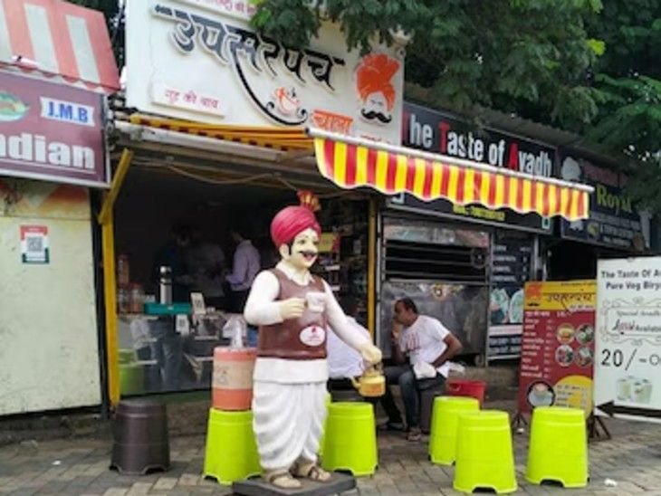 Theft in Deputy Sarpanch's tea shop in Sagar