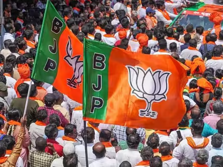 BJP Has No Nationwide Programme to Distribute Sindoor Door-to-Door | देश में भाजपा का घर-घर सिंदूर बांटने का कार्यक्रम नहीं: पार्टी बोली- ममता बनर्जी अपने प्रदेश की चिंता करें