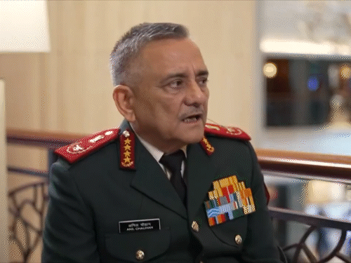 India Pakistan Fighter Jet; CDS Anil Chauhan – Shahbaz Sharif | IAF | CDS से सवाल- पाकिस्तान ने कितने भारतीय फाइटर जेट गिराए: जनरल चौहान ब्लूमबर्ग से बोले- महत्वपूर्ण यह नहीं- विमान गिरे, जरूरी यह- क्यों गिरे
