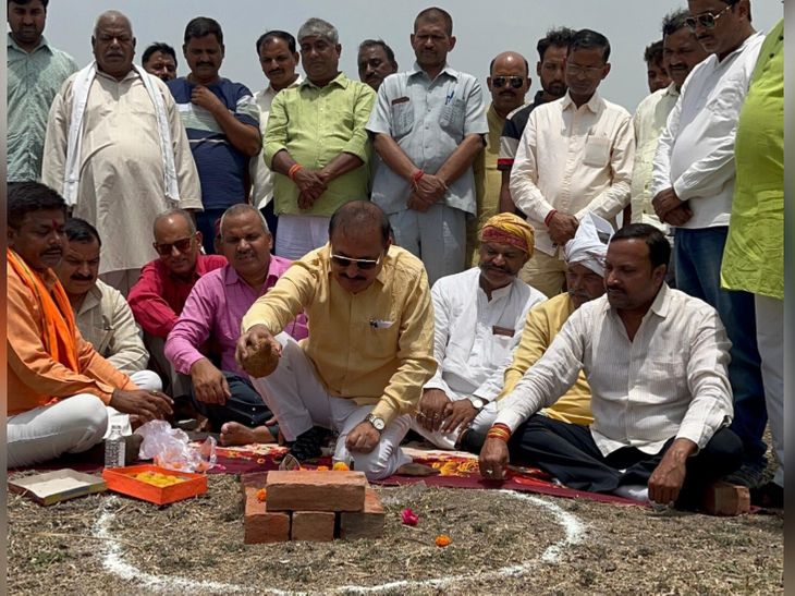 A memorial will be built for freedom fighter Raja Digvijay Singh