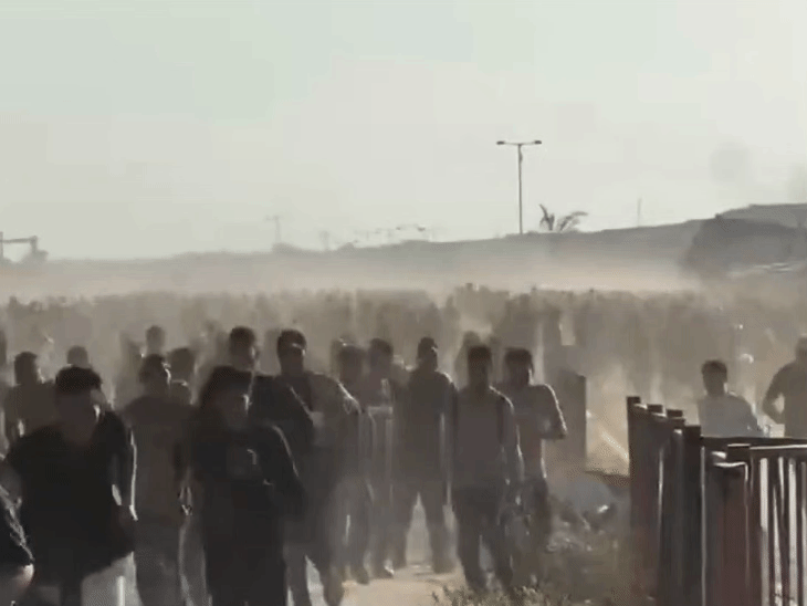 Another shooting during food distribution in Gaza, 32 killed | गाजा में खाना बांटते समय फिर गोलीबारी, 32 मौतें: 232 लोग घायल, अस्पतालों में जगह कम पड़ी; इजराइली सेना पर आरोप