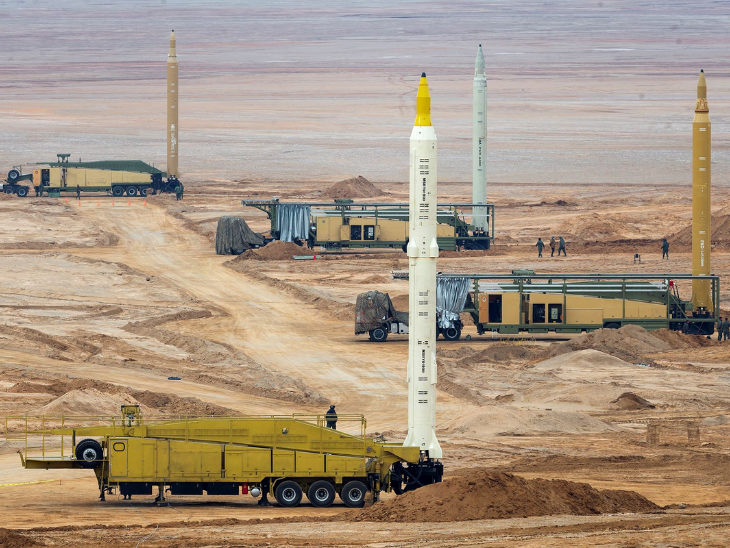 Iran Ballistic Missiles China Fuel | Oxidizer – Ammonium Perchlorate | ईरान ने बैलिस्टिक मिसाइलों के लिए चीन से फ्यूल मंगाया: रिपोर्ट- 800 मिसाइलें बन सकती हैं; बीजिंग ने पल्ला झाड़ा, कहा- हमें जानकारी नहीं