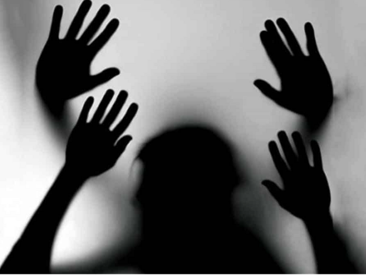 दिल्ली में नाबालिग से रेप के बाद हत्या की आशंका:कॉलोनी के एक घर में सूटकेस में बेहोश मिली, अस्पताल ले जाते समय मौत- INA NEWS