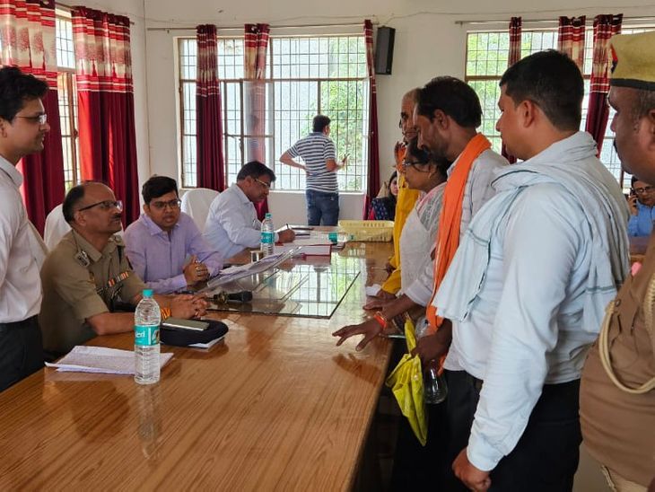 Complete resolution day in Rajapur tehsil