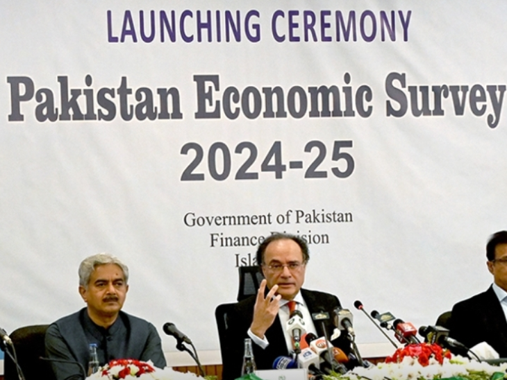 Pakistan's Debt Rises to PKR 76,000 Billion, Economy Sees Recovery