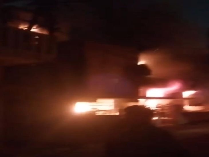 Huge fire breaks out in chemical warehouse