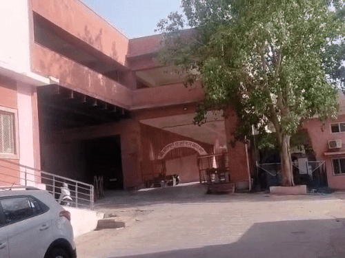 Rajasthan kota 76 lakh fraud in Rampura Hospital in Kota, Vijay Kumar ...