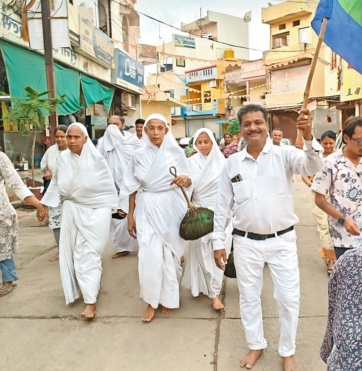 Accept the teachings and rituals of Jainism, it will be good for you ...