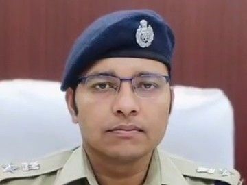 11 sub inspectors transferred in Gonda