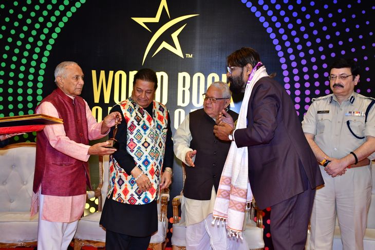 Raj Saini got the honor in World Book of Records | राज सैनी को मिला ...