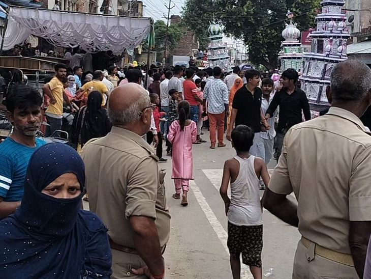 Procession took place in Rudauli on Muharram | मोहर्रम पर रुदौली में ...