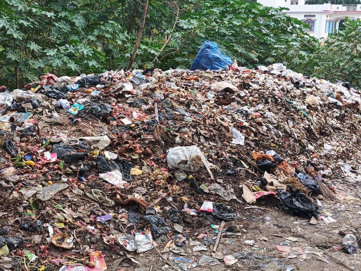 A pile of garbage in front of Kali Mata Temple in Dubhari