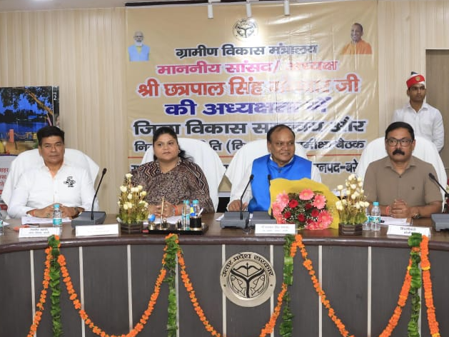 Public representatives engaged in reviewing schemes, raised public ...