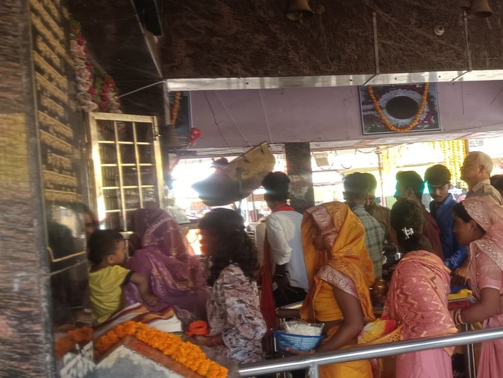 On the first Monday of Sawan, devotees gathered in Shivdwar temple ...