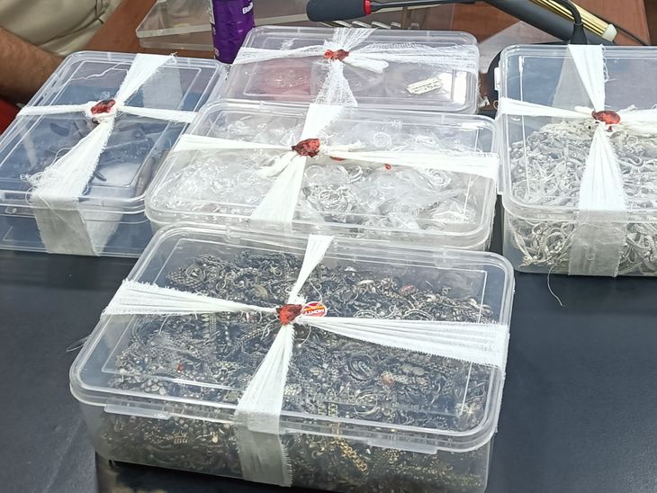 Goods worth Rs 34.50 lakh stolen from a jewellery shop in Seoni recovered