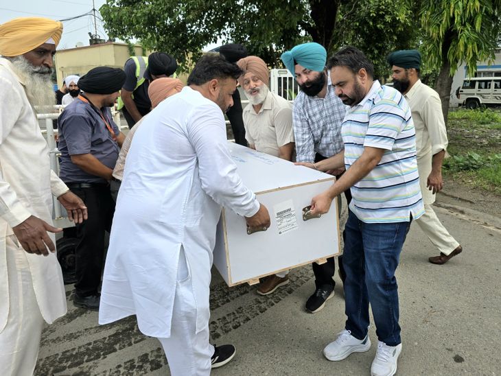 Gurdaspur Youth Body Reach Amritsar After 14 Days Dubai News Update | दुबई से 14 दिन बाद पंजाब पहुंचा युवक का शव: गुरदासपुर का रहने वाला, हार्ट अटैक से हुई मौत; 4 साल पहले गया था – Amritsar News