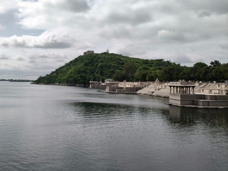 Now the water level of Rajsamand lake has started rising