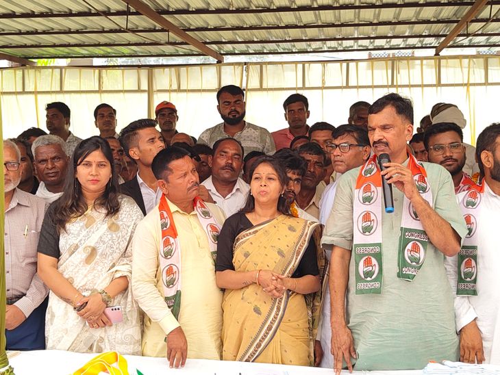 Congress MP Rakesh Rathore became vocal on the municipal by-election