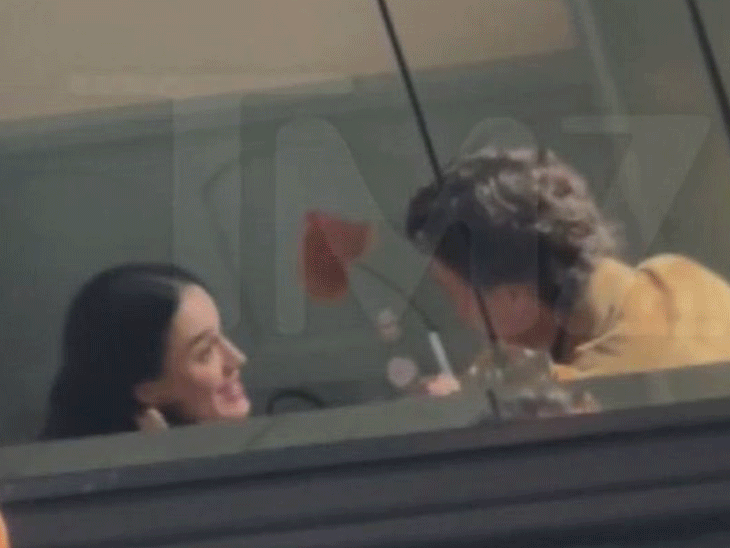 Canada Ex PM Justin Trudeau Katy Perry Dinner Photos | Montreal Restaurant | पूर्व कनाडाई पीएम ट्रूडो संग दिखी अमेरिकी सिंगर केटी पेरी: साथ में डिनर किया; हाल में केटी का 9 साल पुराना रिश्ता टूटा