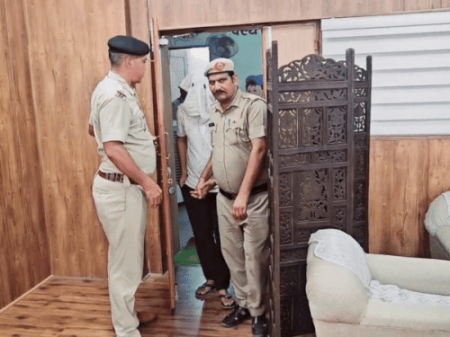 हरियाणा का बीटेक टॉपर निकला हत्यारा:रेवाड़ी में दिल्ली के कंडक्टर की हत्या की, महिलाओं को गालियां निकालने से गुस्साया- INA NEWS