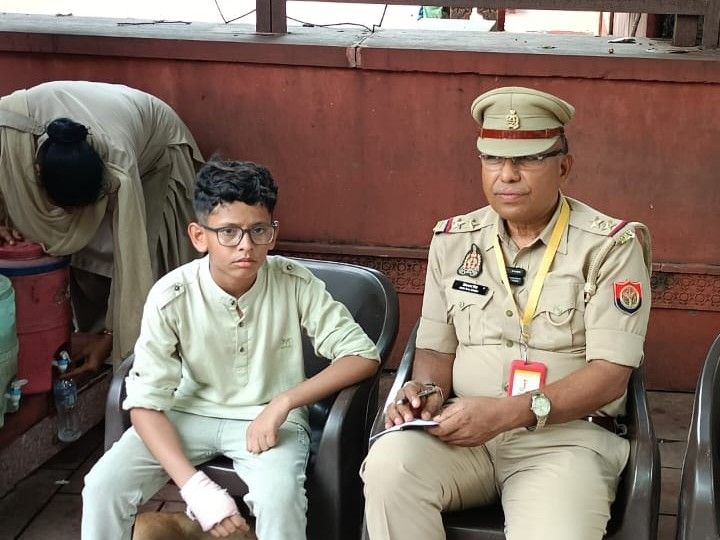 A child who got lost at the Taj Mahal was reunited with his parents ...