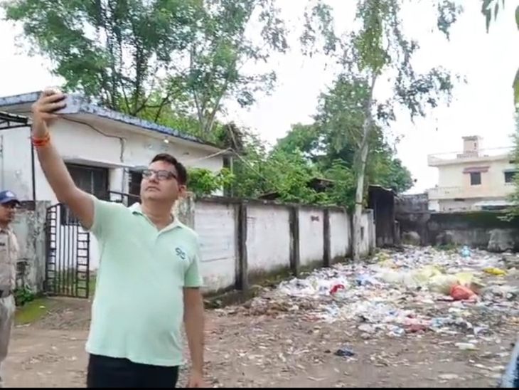 जिला अस्पताल पहुंचे कलेक्टर ने सफाई व्यवस्था पर जताई नाराजगी:  नई 100 बिस्तर वाली बिल्डिंग अक्टूबर तक तैयार करने के निर्देश – Tikamgarh News