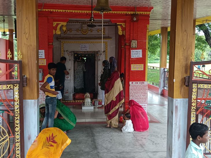 Crowds gathered in Shiva temples on the last Monday of Sawan | सावन के ...
