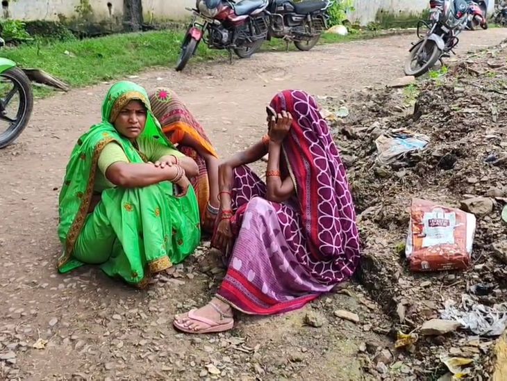दमोह में पेड़ से लटका मिला युवक का शव:  एक सप्ताह पहले दिल्ली से आया था हटा में रहने वाली बहन के घर – Damoh News
