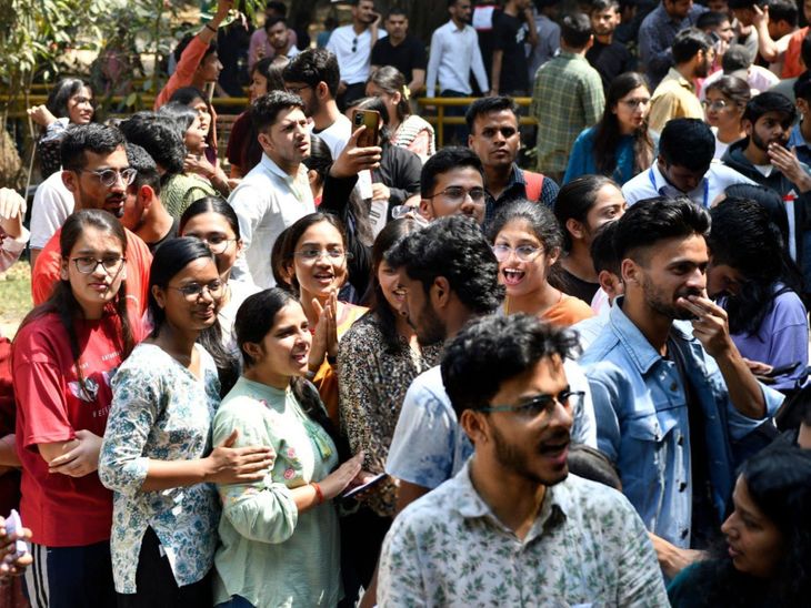 Ban on choice filling and locking facility of first round; Decision of Medical Counseling Committee | NEET UG काउंसलिंग 2025 पर रोक: फर्स्ट राउंड की चॉइस फिलिंग और लॉकिंग पर स्टे; जल्द जारी होंगी नई डेट्स