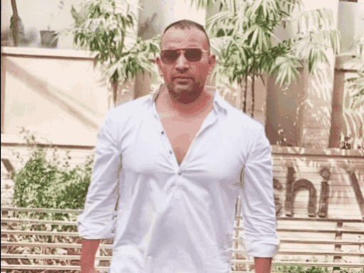 गुरुग्राम में रोहित शौकीन की मूसेवाला स्टाइल में हत्या:दोनों हाथों में पिस्टल थाम 12 गोलियां मारीं, पुलिस पर अलर्ट को नजरअंदाज करने के आरोप- INA NEWS