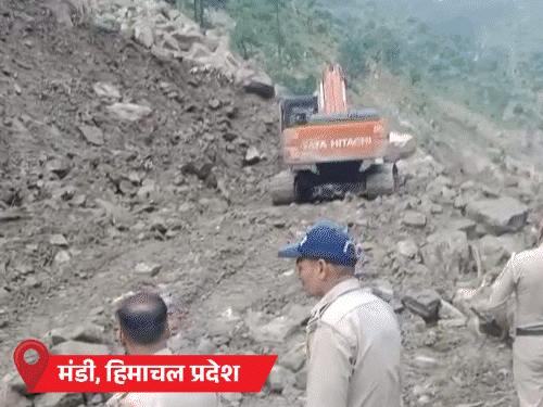 IMD Weather Rainfall LIVE Photos Update; Rajasthan MP UP | Himachal Varanasi | यूपी के 24 जिलों में बाढ़, 1245 गांव पानी में: बारिश से झारखंड में 431-हिमाचल में 202 लोगों की मौत; बिहार में 230 स्कूल बंद