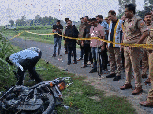 Encounter of shooters involved in journalist murder case in Sitapur | पत्रकार हत्याकांड में शूटर दो सगे भाई एनकाउंटर में ढेर: सीतापुर में 5 महीने पहले मर्डर किया था, दोनों पर 1-1 लाख का इनाम था – Sitapur News